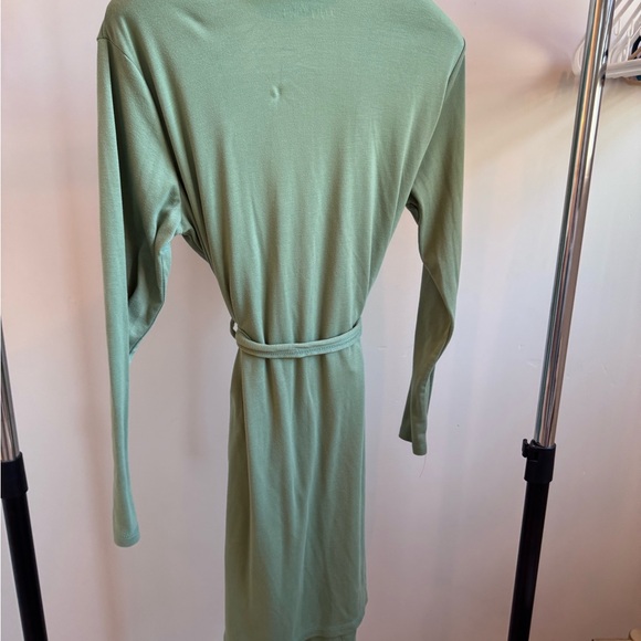 Green Women's Robe - Picture 2 of 6